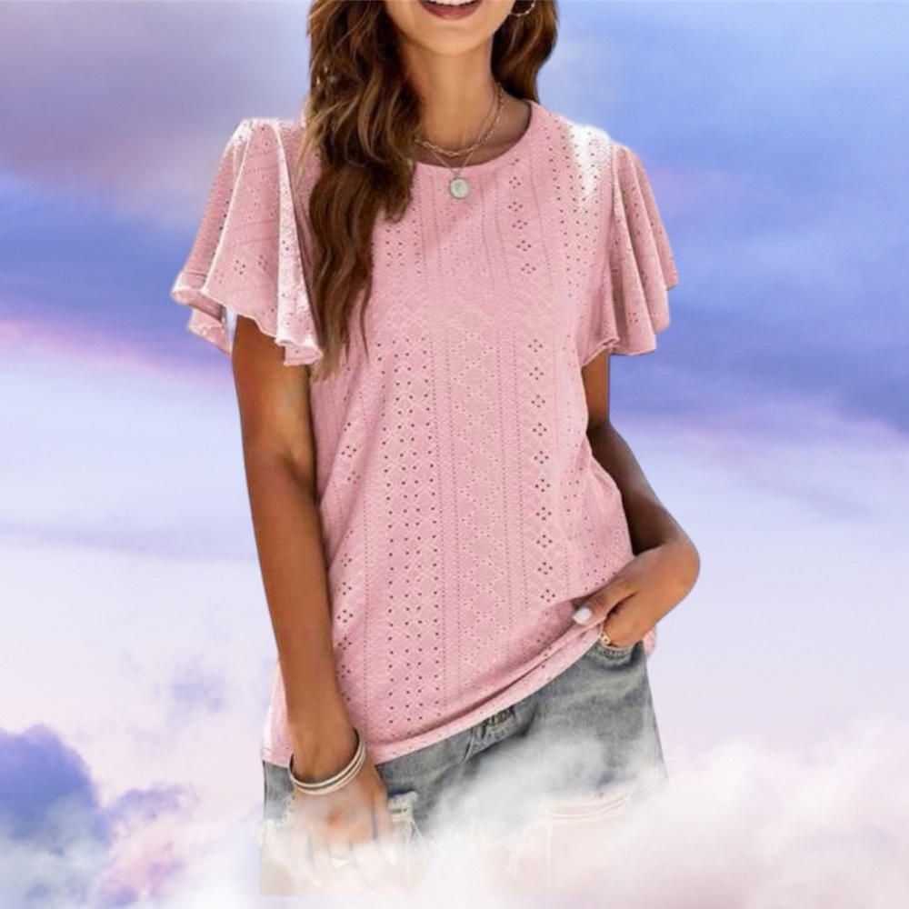 Cute and comfy shoulder ruffle top